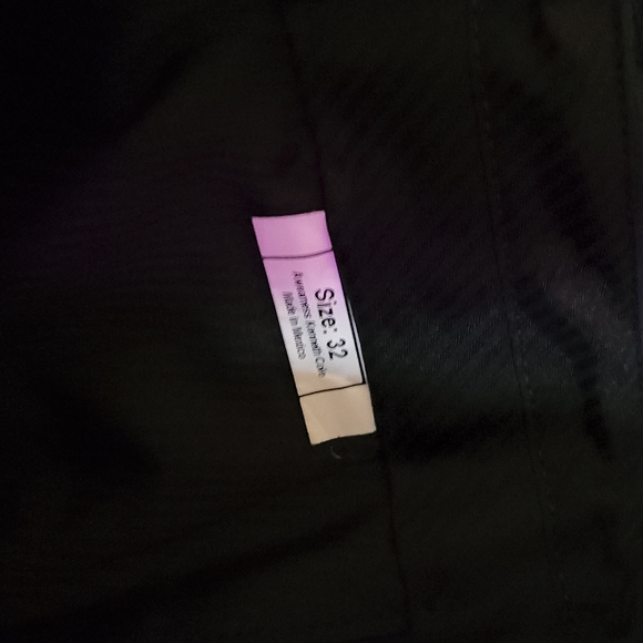 Awearness by Kenneth Cole 3 pcs suit - Picture 5 of 7